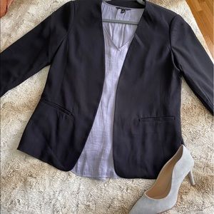 2/$25 🌵Black Blazer with tied bows on sleeves